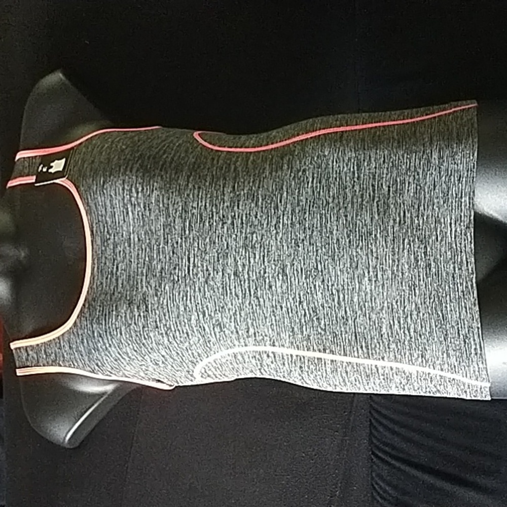 Women's Tank Tops & Leggings